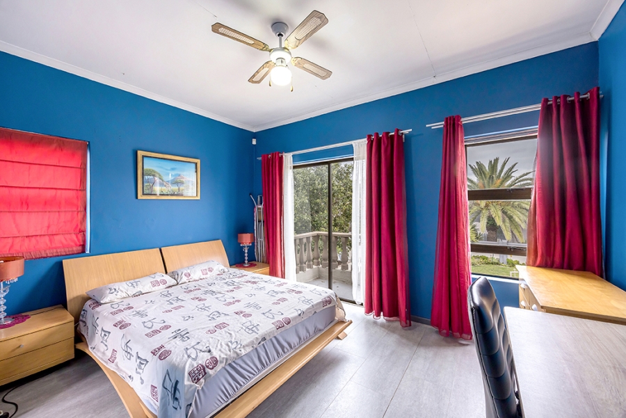 6 Bedroom Property for Sale in Sunset Beach Western Cape